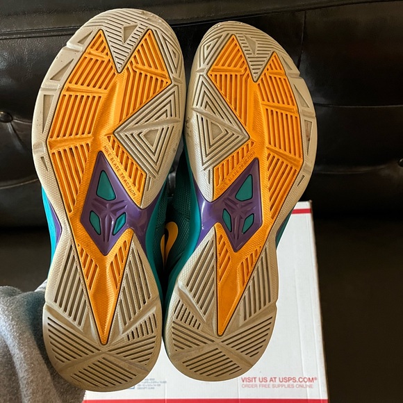 Nike Zoom Kobe Venomenon 4 ‘Turbo Green/Nightshade’ - Picture 6 of 8